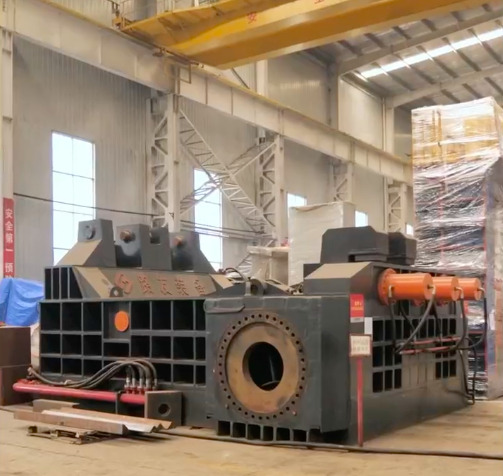 690989b6d4c9d.jpg 500吨打包机(2).jpg